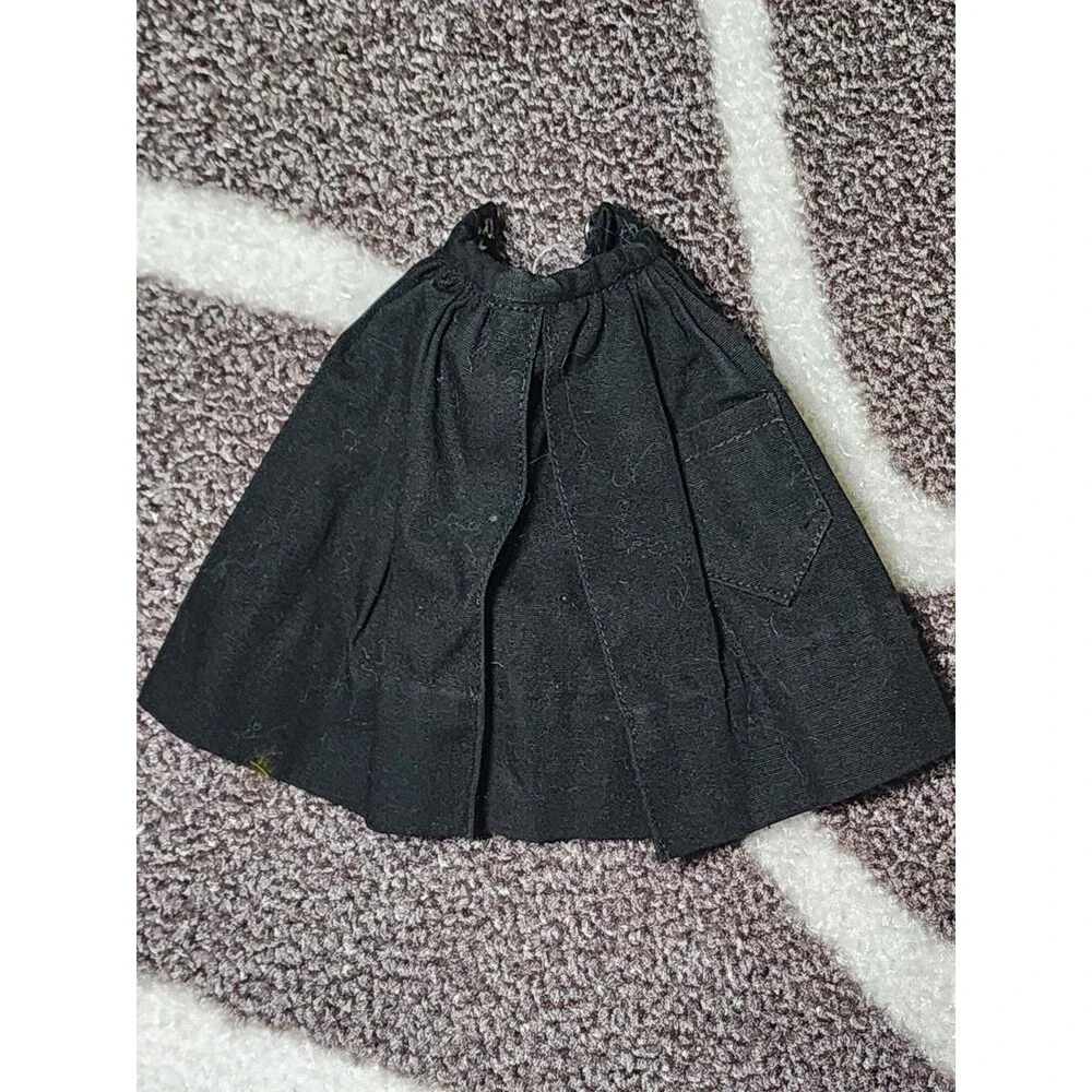 Vintage Barbie 1962 Black Gathered Skirt w Pocket Fashion Pak Mint 1960s